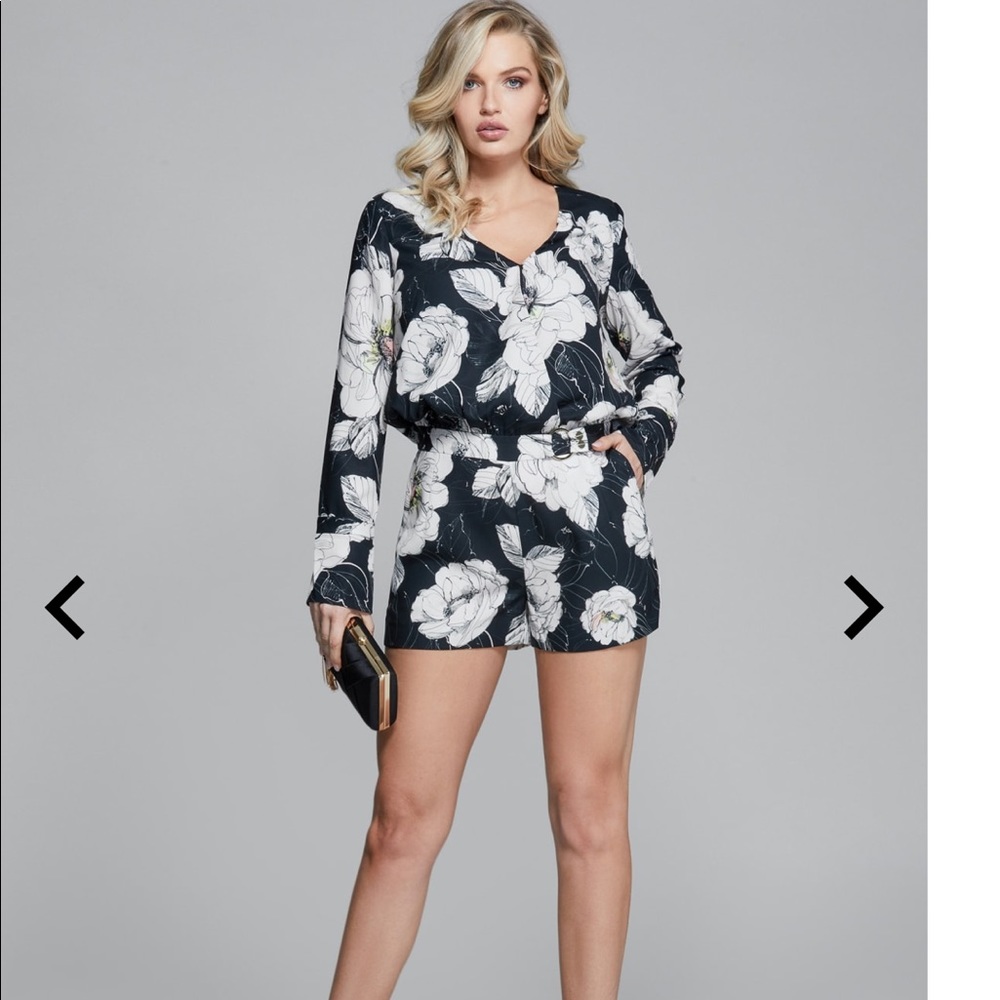 New Guess By Marciano Fine Lines Floral Romper Shorts XL